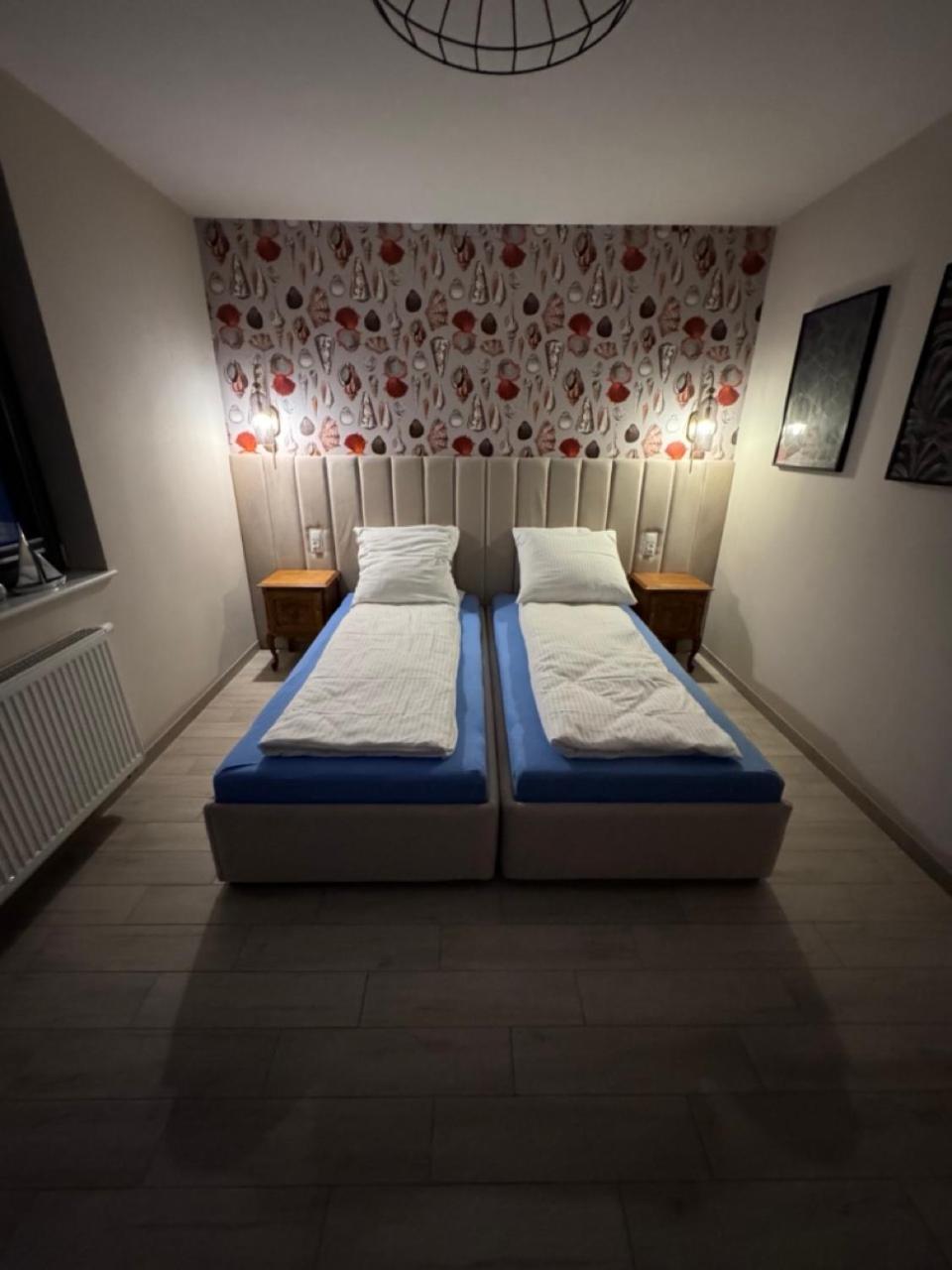 Little White Frog Apartment Szczecin Exterior photo